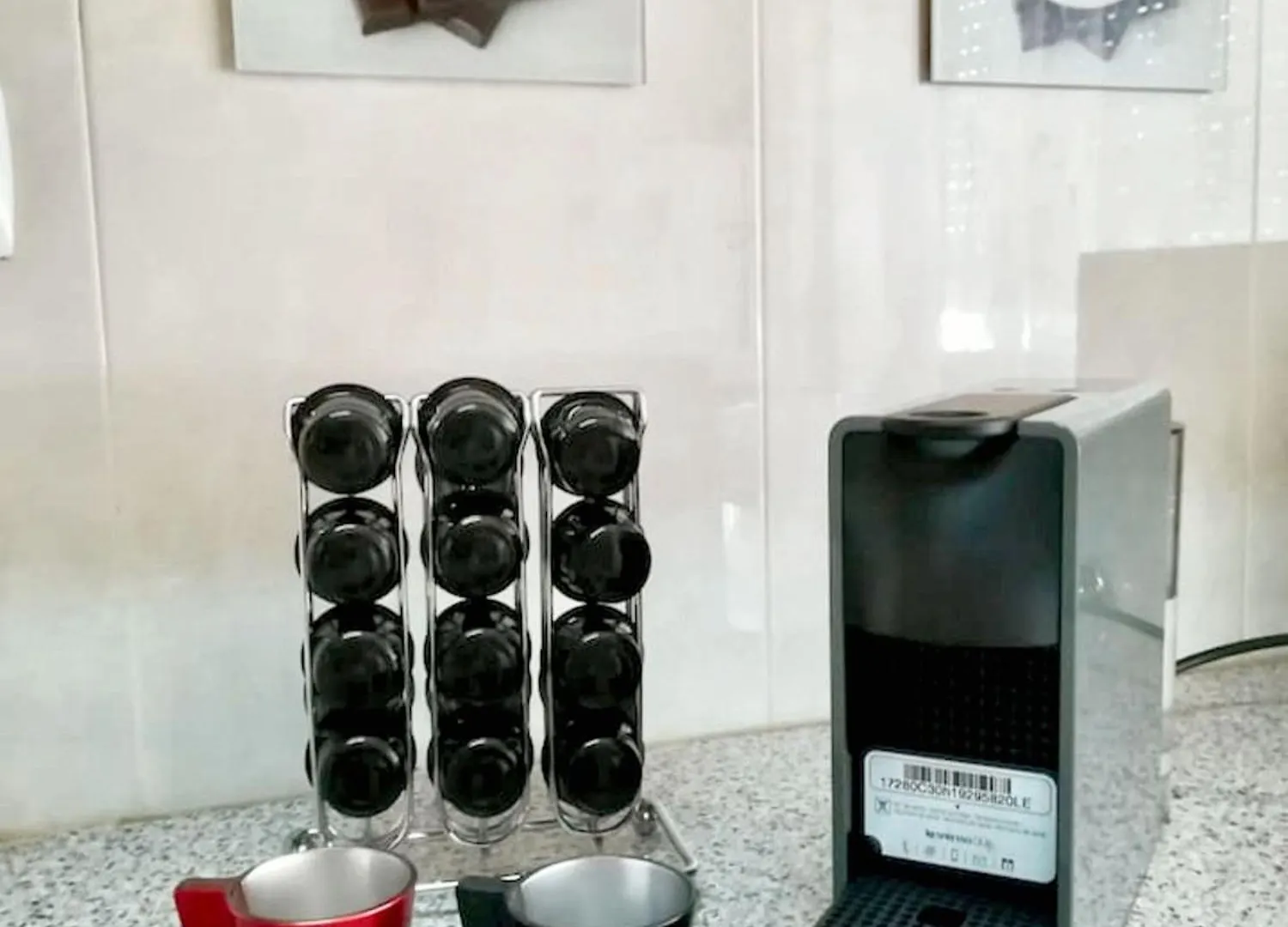 Comfortable Apartment With Balcony And Sea View In Lisbon 50 M²